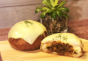 千石の唐揚げチーズカレーパン